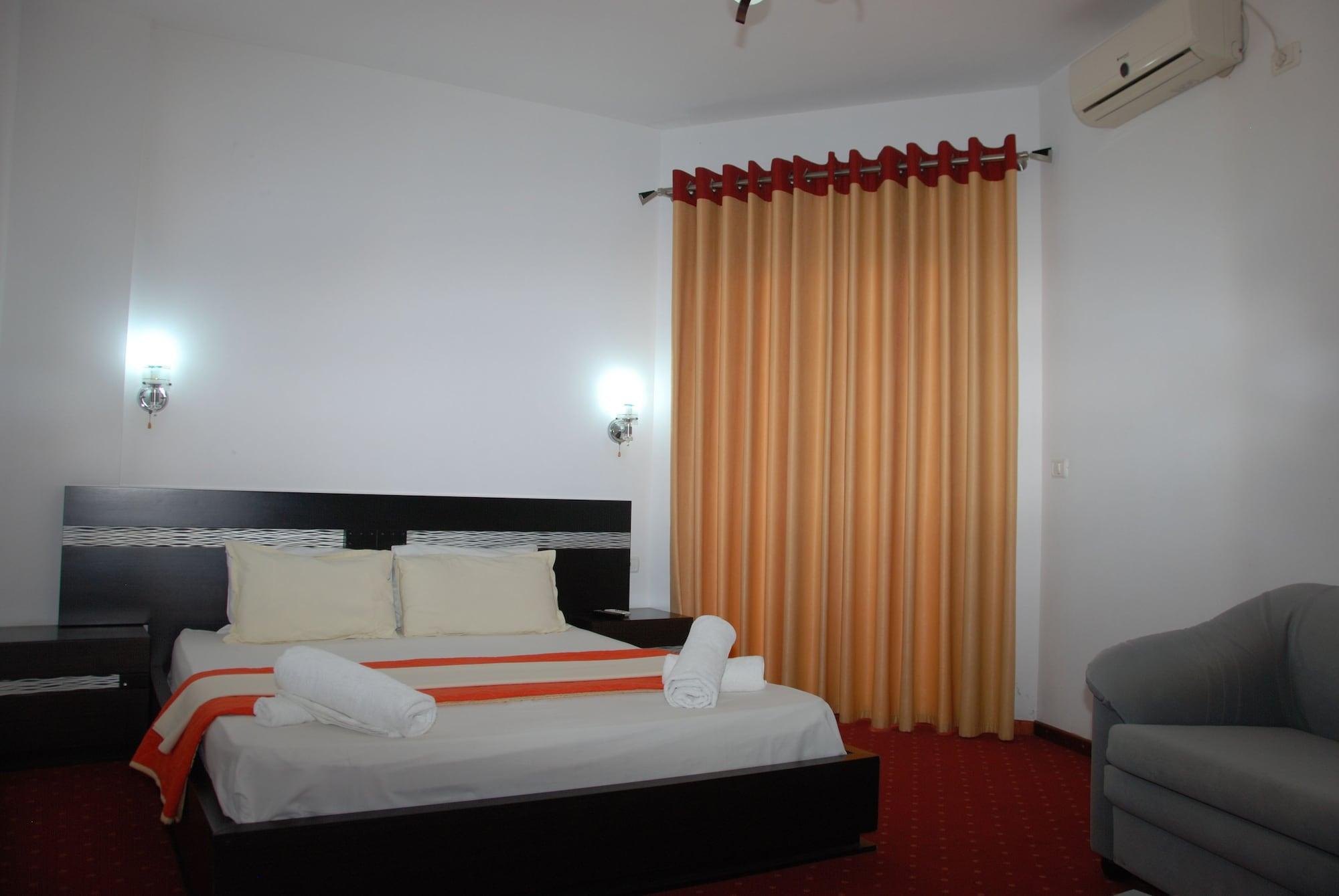 Hotel Strora Sarande Luaran gambar